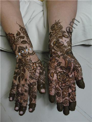 Rose Mehndi Design : Romantic Modern Rose Flower Mehndi Design Pics